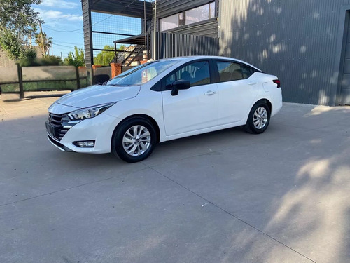 Nissan Versa 1.6 Sense Mt