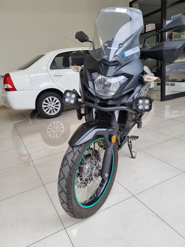 Kawasaki Versys 300 Con Muchos Accesorios