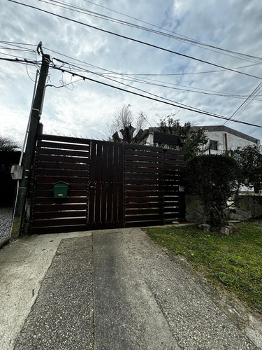 Venta Casa 1 Dormitorio Amoblada Con Renta Anual Ideal Inversion - Floresta Sur