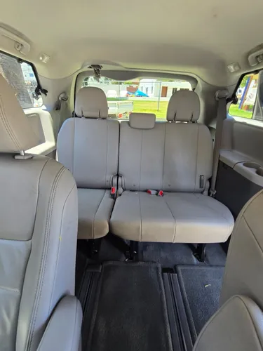 Toyota Sienna 3.5 Xle Piel At