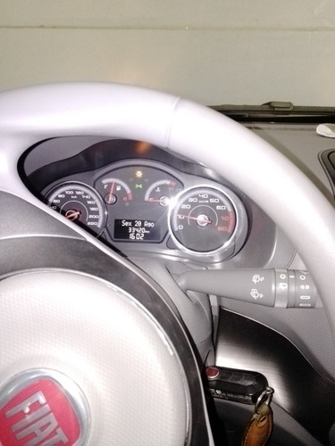 Imagem 4 de 4 de Fiat Palio 2014 1.0 Attractive Flex 5p
