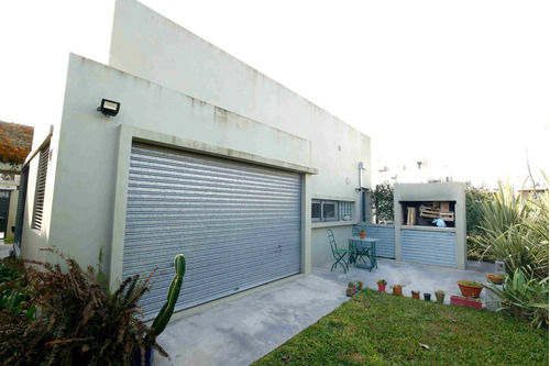 Imagen 20 de 26 de Casa A La Venta En City Bell
