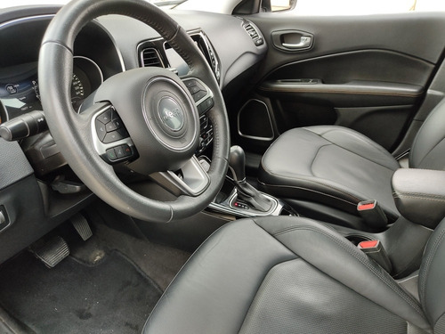 Imagem 9 de 16 de Jeep Compass 2018 2.0 Limited Flex Aut. 5p