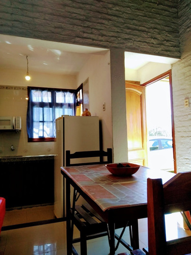 Imagen 10 de 12 de Casa Con Jardín, En Termas Del Daymán