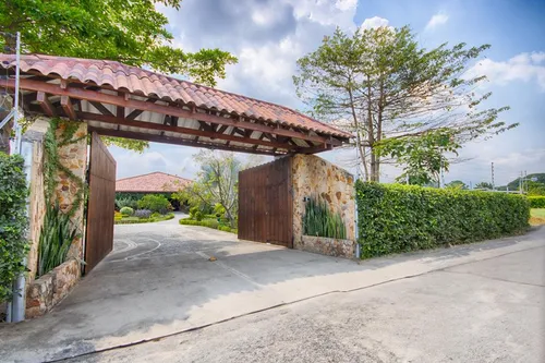 Casa De Lujo Ubicada En Rozo