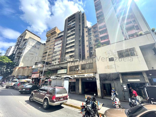 Edificio / Hotel Comercial ( 9 Pisos / A Remodelar ) Venta La Candelaria Mls - 24-12325
