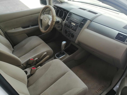 Imagen 10 de 15 de Nissan Tiida 1.8 Premium Mt 2007
