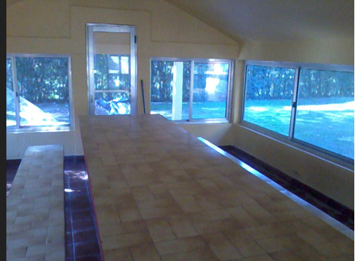 Imagen 6 de 10 de Quinta En Ezeiza Con Pileta Y Quincho