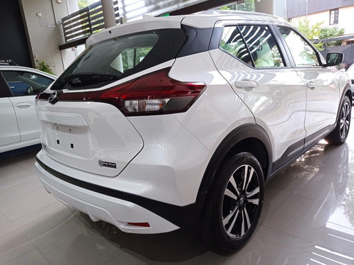 Imagen 4 de 11 de Nissan Kicks Exclusive Cvt