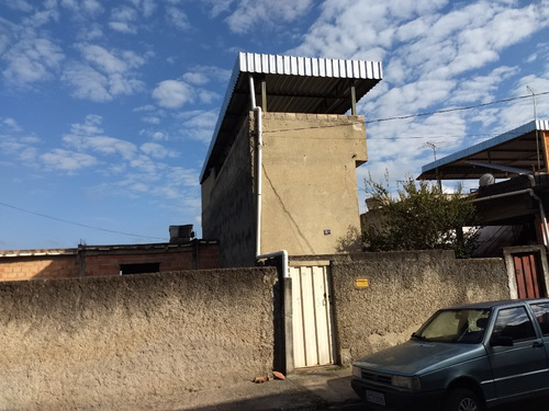 Casa Com 3 Quartos E 3 Andares Em Belo Horizonte