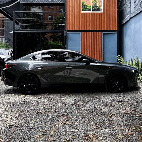 Mazda 3 Grand Touring B2+