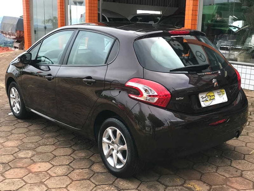 Imagem 4 de 13 de Peugeot 208 Allure 1.5 2015
