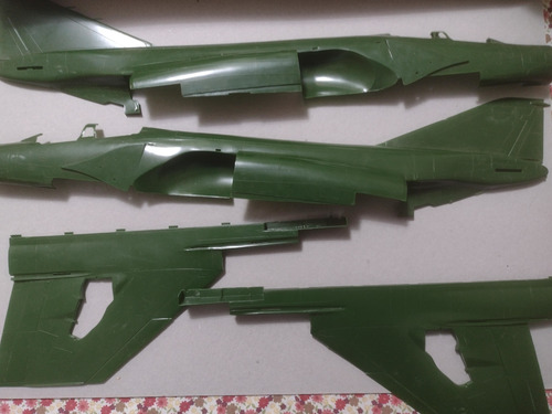 F-4e Phantom Ii - Revell 1/32 - Leia (Usado)