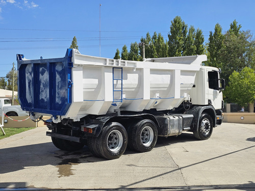 Scania P310 6x4 Camión Volcador Año 2008 Rentaltrucks Vial