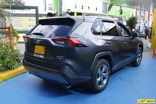 Imagen 8 de 25 de Toyota Rav4