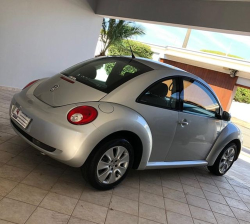 Volkswagen New Beetle 2.0 Mi Automático