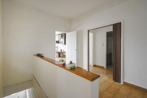 Venta Ph 4 Ambientes Sin Expensas C/ Terraza, Quincho Y Parrilla. Bernal. Apto Credito.