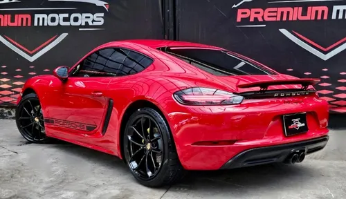 Porsche 718 Cayman 2024