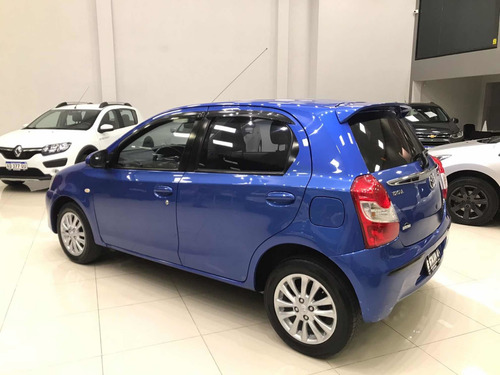 Imagen 11 de 16 de Toyota Etios 2014 1.5 Xls