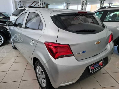 Chevrolet Onix 1.0 Lt 8v Flex 4p Manual