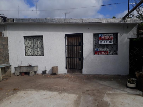 Imagen 2 de 13 de Casa Calle Mazzarino - Punta De Rieles