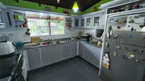 Dennymar, Vende Bella Casa En Urb Villas Tabure Cabudare