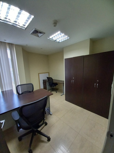 Imagen 6 de 12 de Torre Bvc Oficina Amoblada