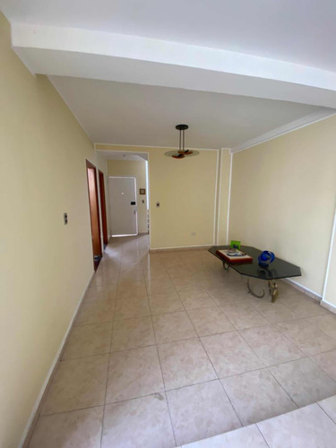Hermosa Casa Bifamiliar Urb Teques Iii La Santa María