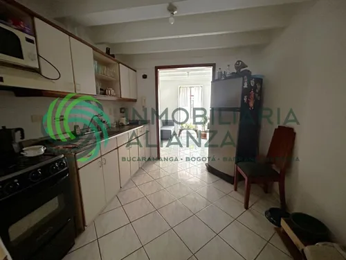 Casa En Venta En La Rioja. Cod V61695