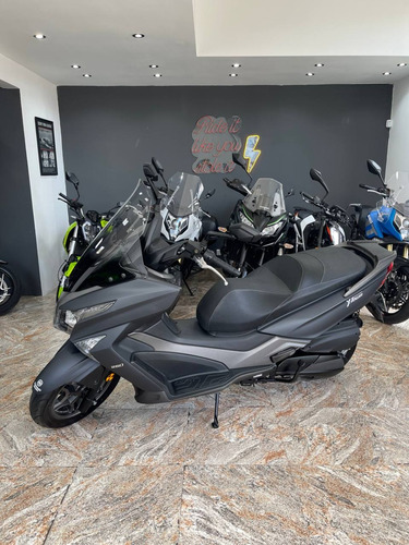 Kymco Xtown 250, 2023. Moto Usada Seleccionada. No Dtx 350