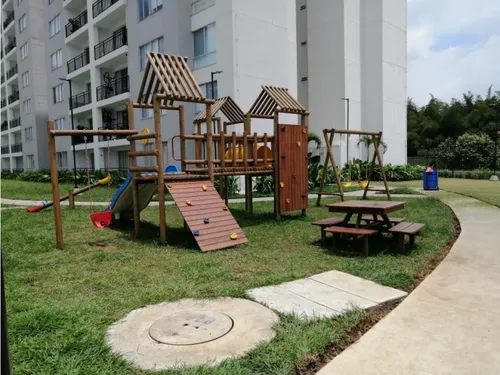 Alquilo Apartamento De 77 Mtrs2 En Bochalema, Sur De Cali, A 94.