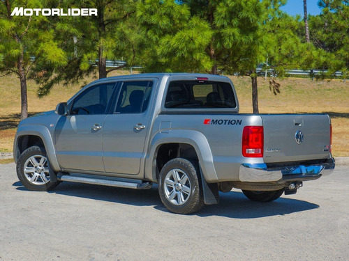 Imagen 3 de 25 de Volkswagen Amarok Highline At 4x4 Tdi| Permuta / Financia