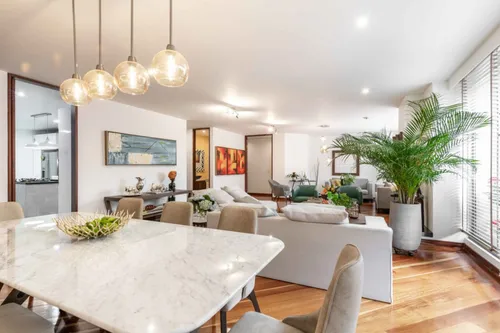 Apartamento En Venta En San Patricio. Cod V8112