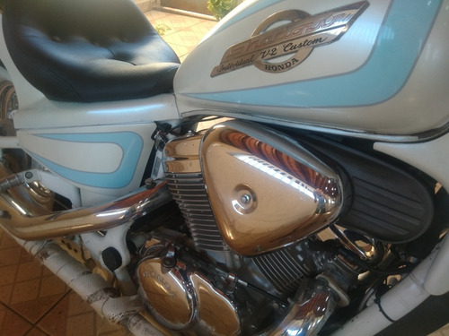 Imagem 4 de 12 de Honda Shadow 600