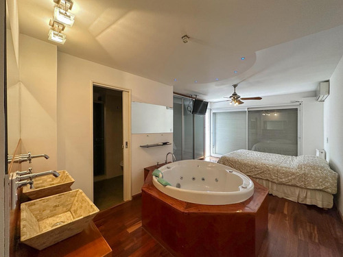 Imagen 4 de 30 de Departamento De 3 Dormitorios Con 2 Cocheras En Zona Río Y Amenities