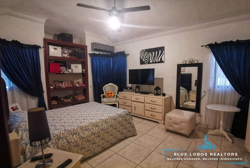 Imagen 8 de 14 de Casa De 3 Niveles Con Piscina Corales Del Sur Santo Domingo
