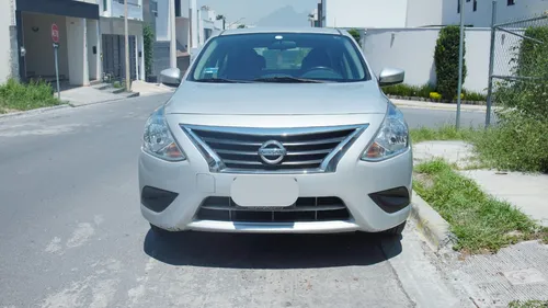 Nissan Versa 1.6 Sense Mt