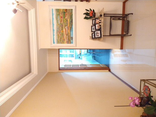 Imagem 2 de 4 de Casa De 4 Quartos, Sendo 1 Suite, Um Banheiro Social, Lavab/