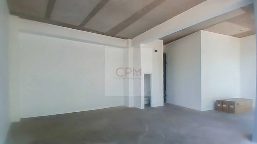Arrienda Moderno Local Comercial, Las Condes (161698)