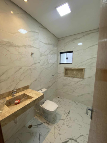 Casa Com 2/4 Em Taquaralto