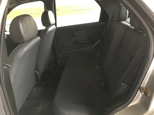 Fiat Palio 1.0 16v Elx 5p 2001