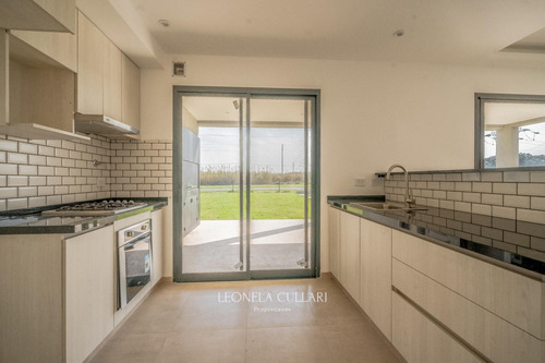 Venta - Casa - Haras Santa María - Escobar