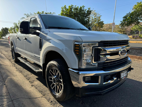 Ford F-250 6.7l Super Duty Cab Dob Diesel 4x4 At