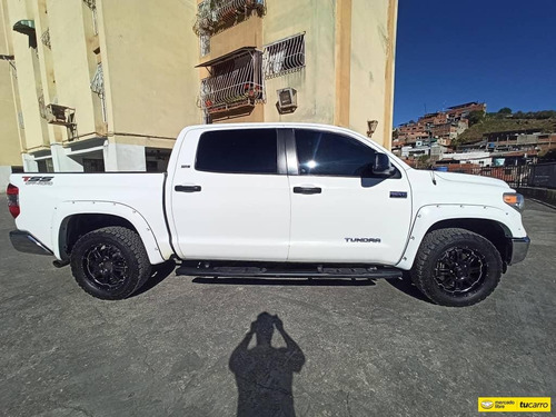 Imagen 3 de 9 de Toyota Tundr Pick-up Carga 4x4 Automatico