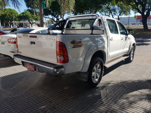 Toyota Hillux Srv 4x4
