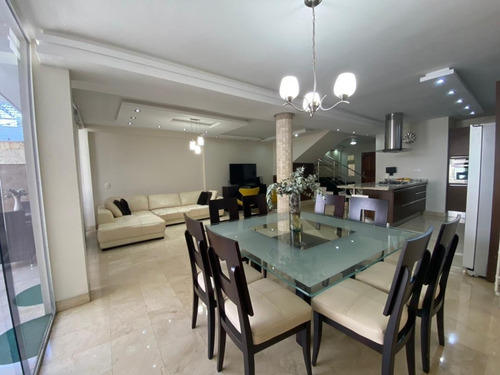 Imagen 3 de 24 de Feranndo Perez Vende Exclusivo Townhouse En Doral Park , Piedra Pintada, Mañongo