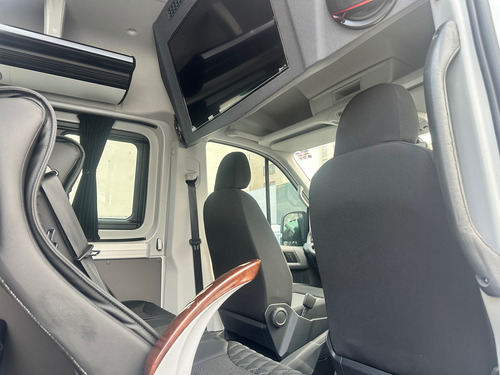 Volkswagen Crafter 2.0 Pasajeros 5.0 Ton Lwb Caja Extendida Mt