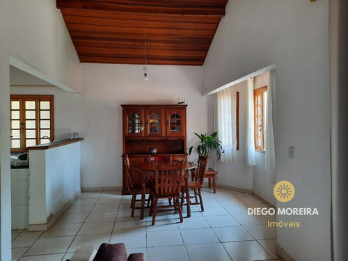 Casa Com 2 Dormitórios Em Terra Preta - 293m² De Área Total - Cs118