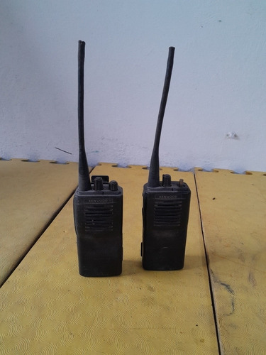 Imagen 2 de 7 de Transceptor Kenwood Tk-360, Radio Transmisor Uhf Par