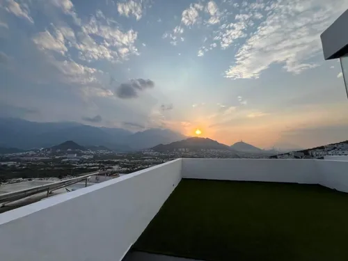 Casa En Venta En Lomas Del Vergel